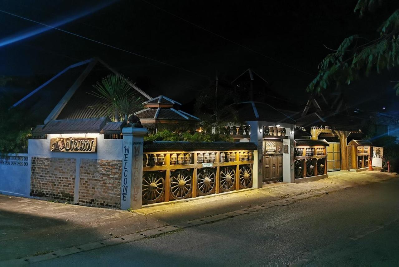 Baanthep Antique Homestay Phre Kültér fotó